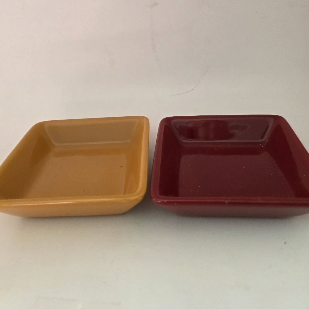 Pampered Chef Simple Additions Square Dipping Bowls Cranberry and Mustard